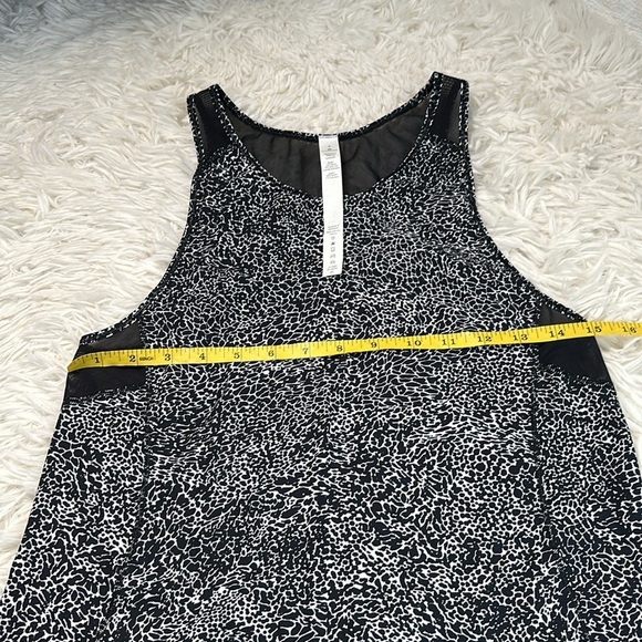 Lululemon Sculpt Tank - Picture 3 of 4